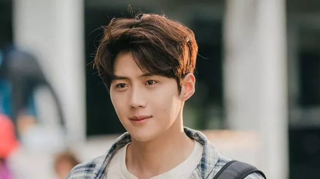 2 Drama Viral Dimasanya! Bikin Gamon Susah Move-on! 17480 sinopsis hometown cha cha cha instagramattvndramaofficial